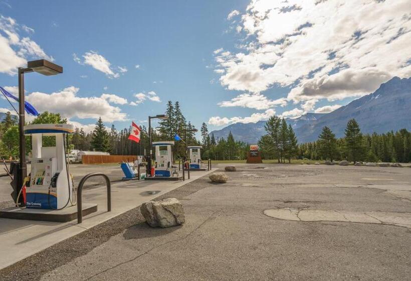 فندق The Crossing