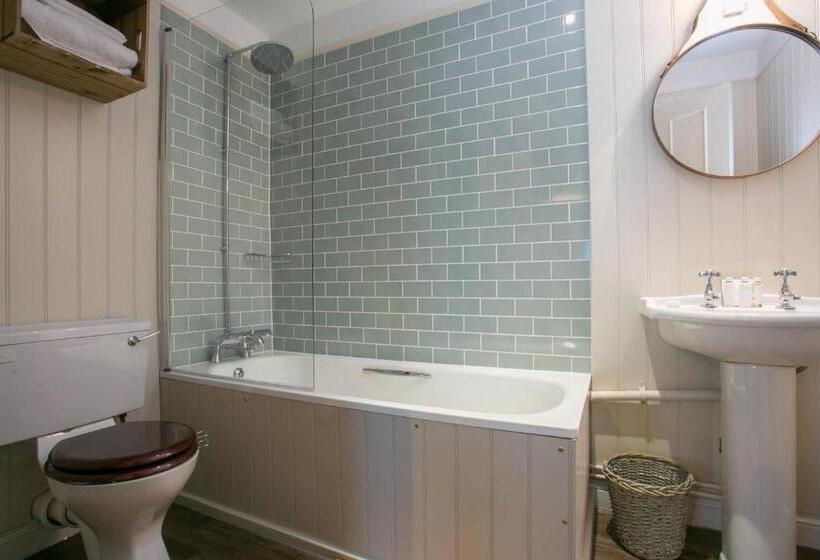 Отель The Elephant At The Market