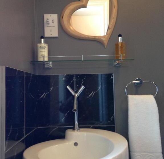 호텔 The White House