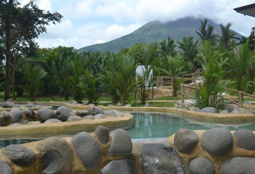 Volcano Lodge, Hotel & Thermal Experience