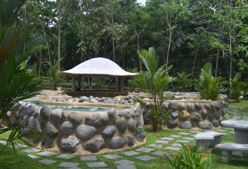 Volcano Lodge, Hotel & Thermal Experience