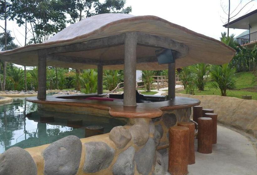 Volcano Lodge, Hotel & Thermal Experience