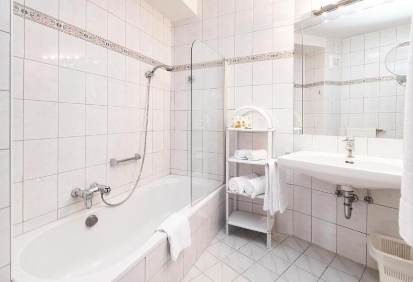 호텔 Werzer Strandcasino