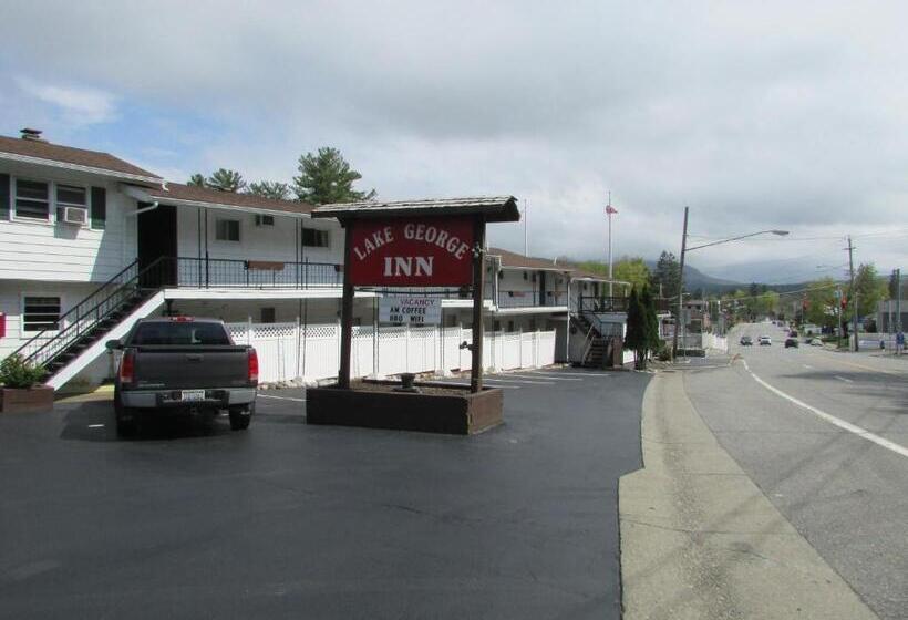 مُتل The Lake George Inn