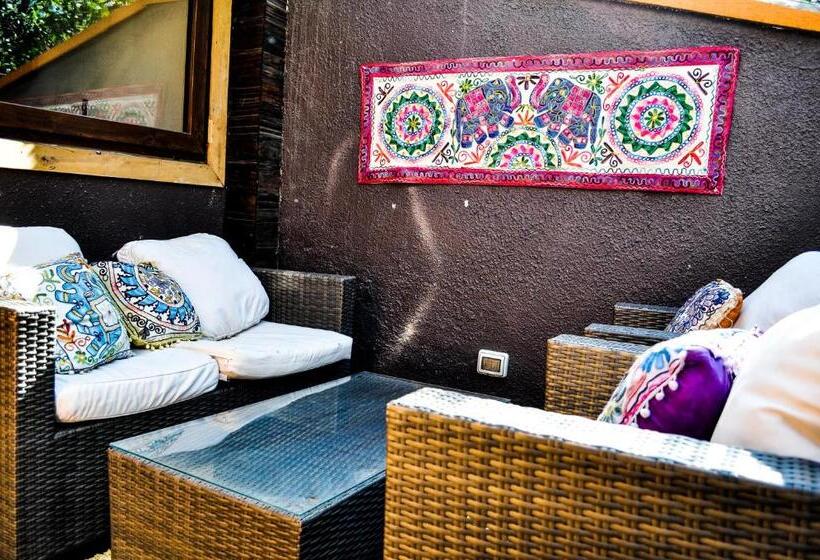 膳宿费 The Fox Hostel