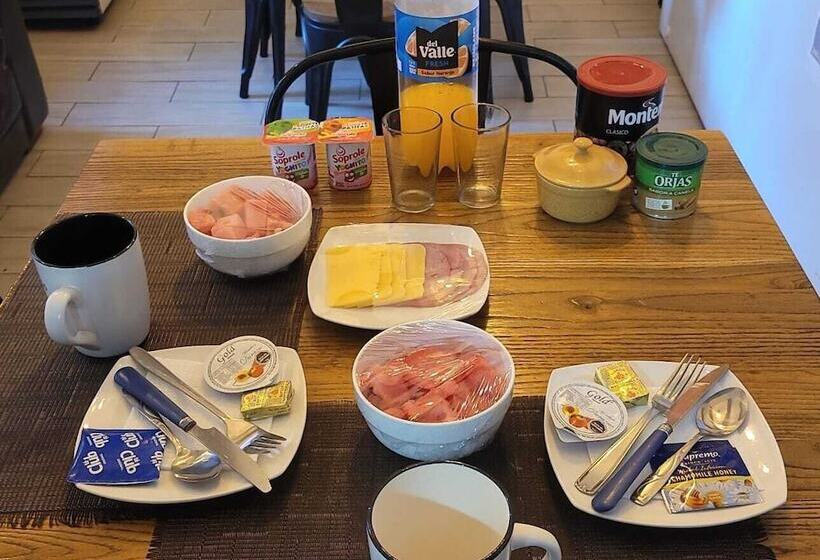 膳宿费 The Fox Hostel