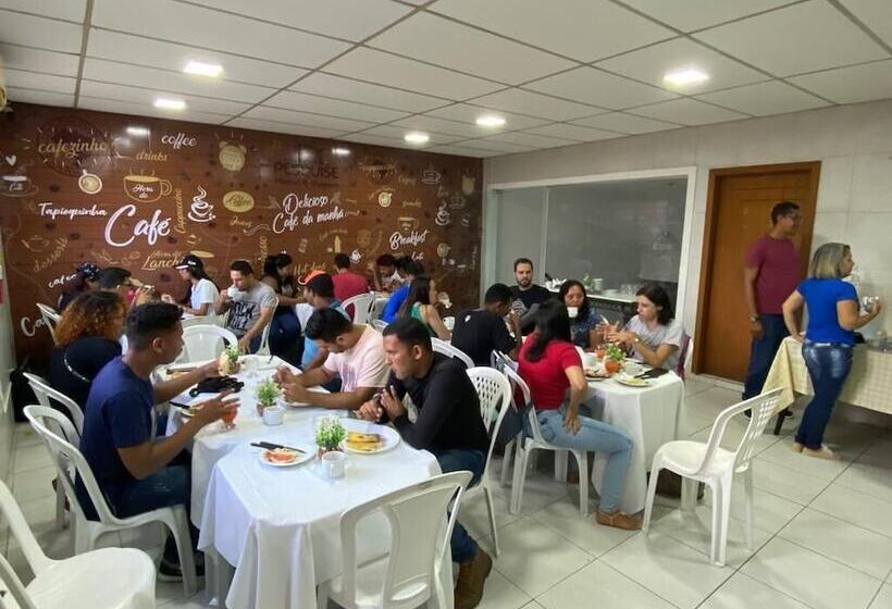 Pesquise Hostel & Viagens