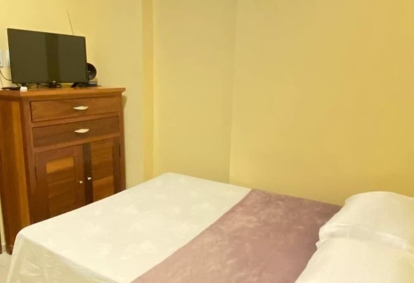 Pesquise Hostel & Viagens