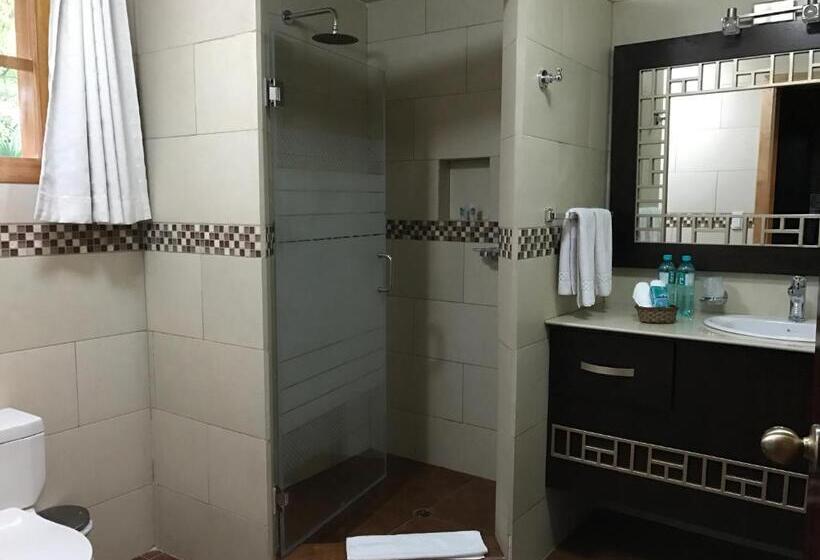 Puertolago Country Inn & Resort