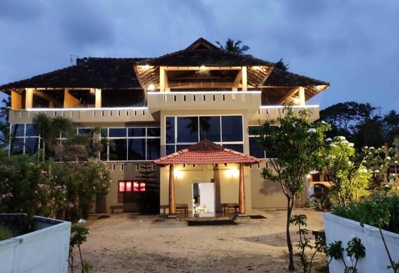 استراحتگاه Cherai Beach Palace