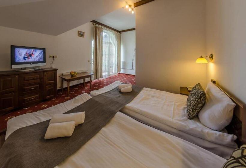 منتجع Zimasnow Ski & Spa Club