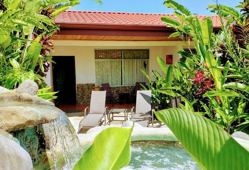 Volcano Lodge, Hotel & Thermal Experience