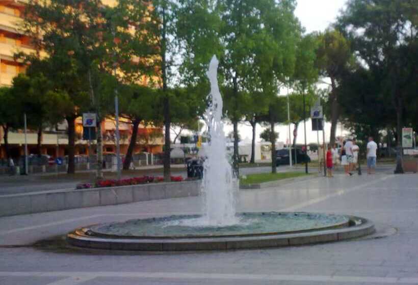 Refurbished Flat For 4 In Porto Santa Margherita