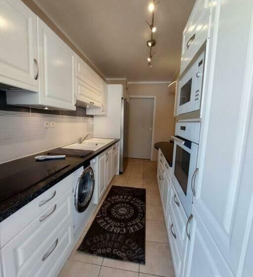 Appartement T3 Agréable, Proche Centre Et Plage