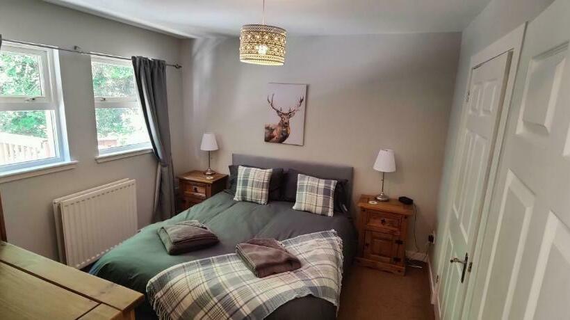 Ben Reoch Cottage   Loch Lomond And Arrochar Alps