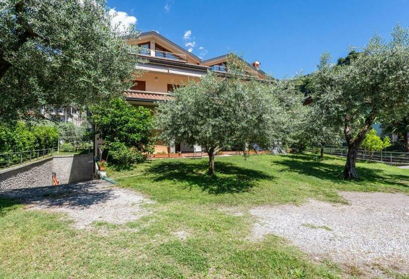 Casa Caterina Con Giardino