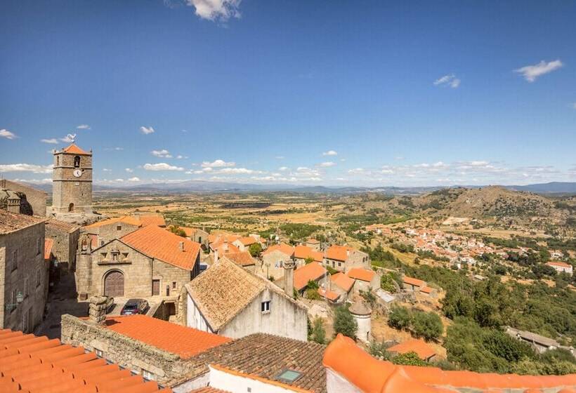 Casa Das 10 Janelas @ Monsanto