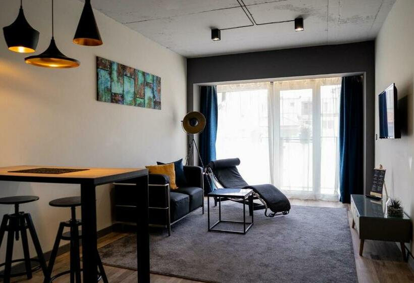 City Art Luxury Living Free Parking