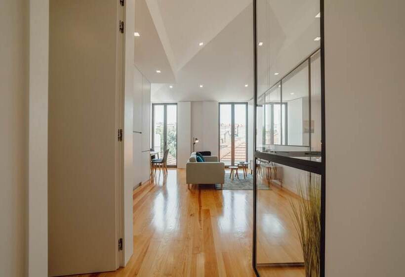 Courtyard Oporto Design Apartments By Vacationy