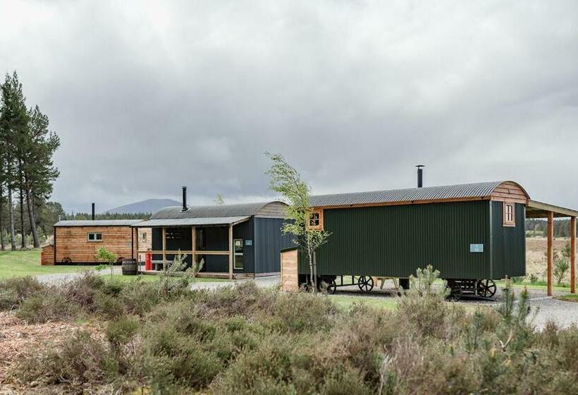 Highland Shepherd Huts