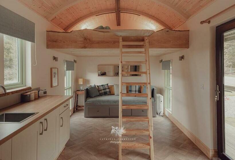 Highland Shepherd Huts