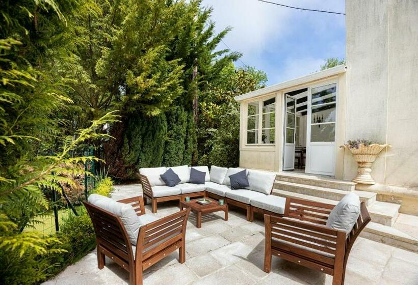 L Ile Des Iris à 200 M De La Plage