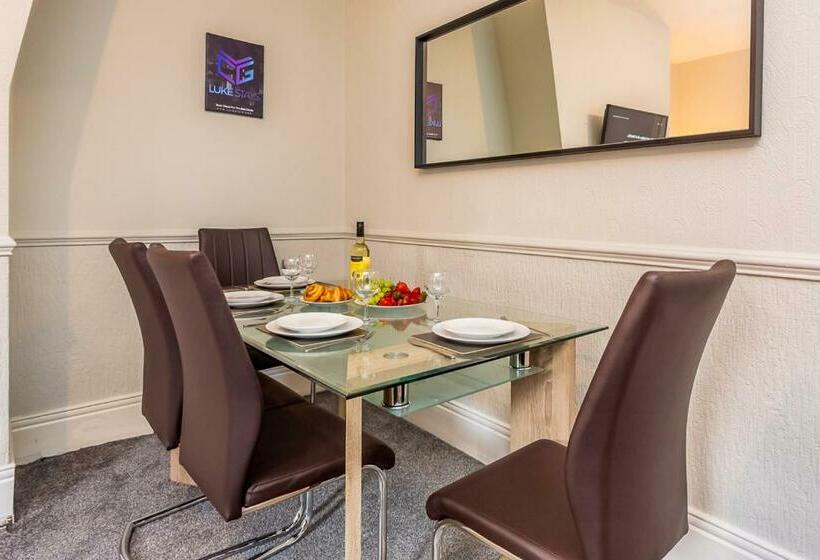 Luke Stays   Saint Aidans Street