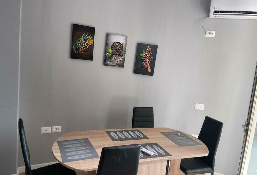 Lungo Mare S&s Apartment In Vlore #39