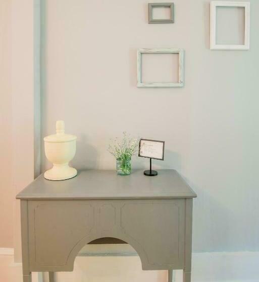 Mahaney Suite Bw Boutique