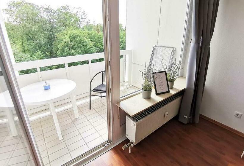 Nice Apartment In Heusenstamm Near Frankfurt