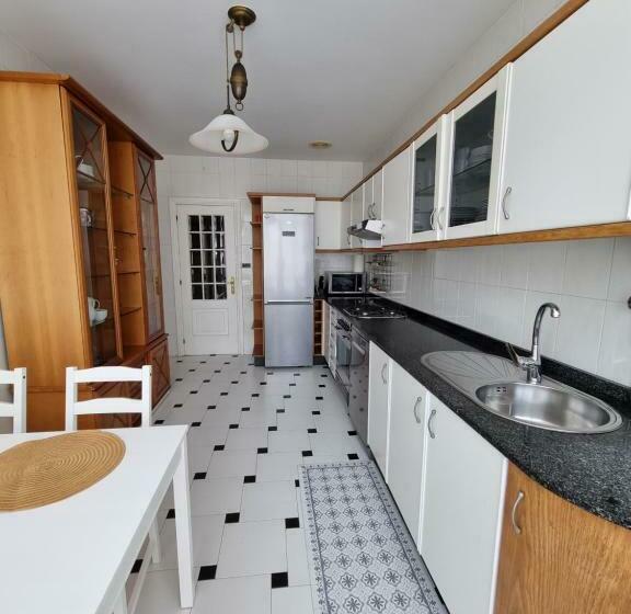 Piso De 3 Habitaciones A 3 Minutos De La Playa