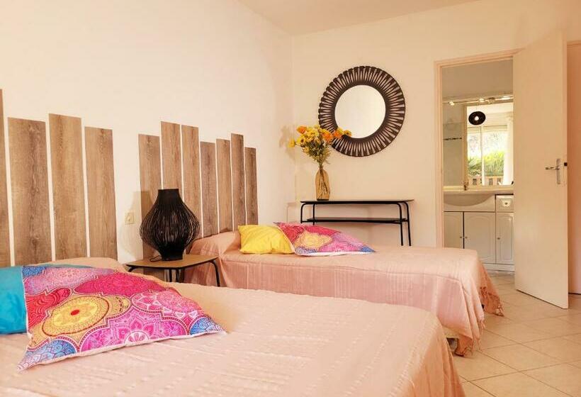 Rdc De Villa De 35 M2 400 M Plage