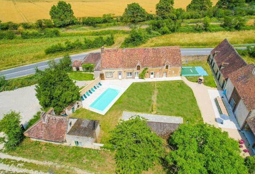 So Villa La Girardiere 28   Heated Pool   Basket   Jacuzzi   2h Paris   30 Beds