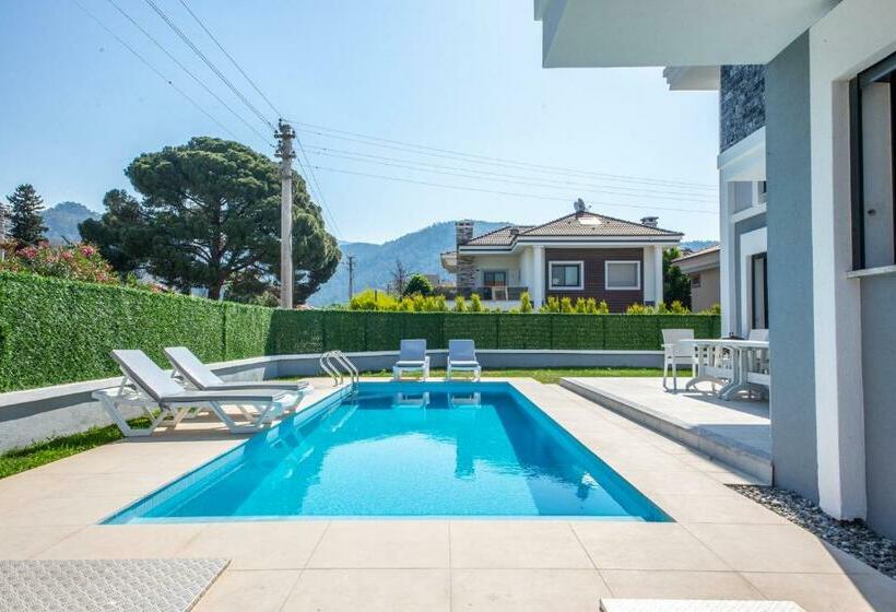 Villa Angel B Camdibi Marmaris Family Only