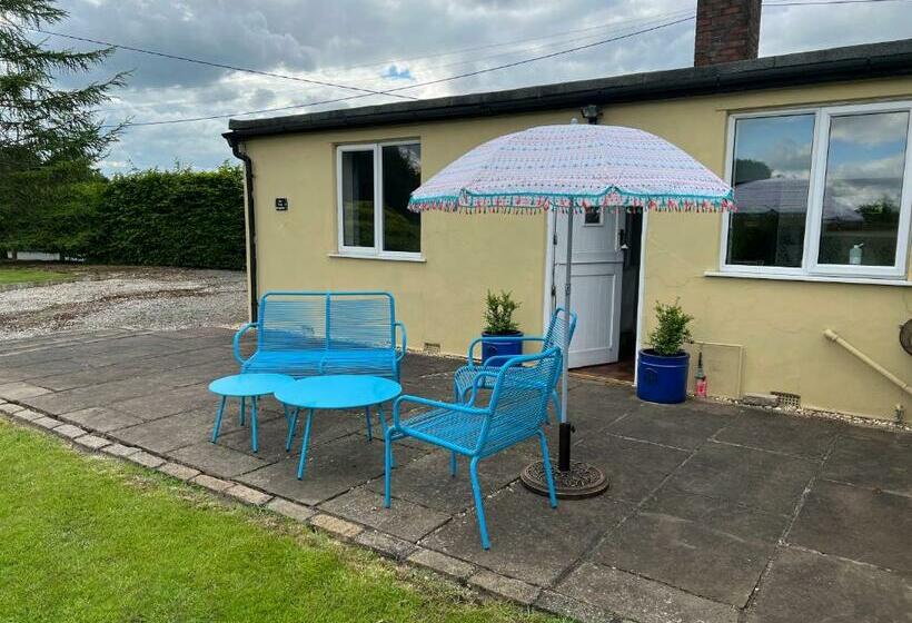Yew Tree Bungalow, Onneley, Cheshire