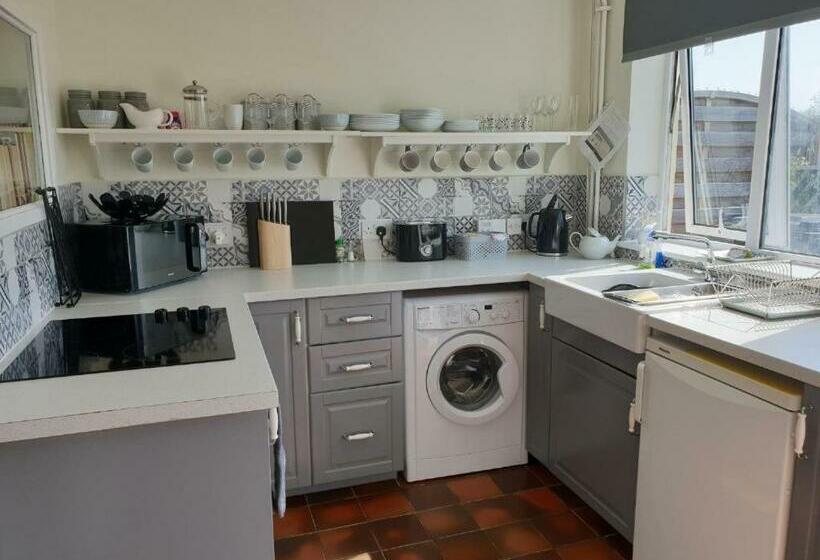 Yew Tree Bungalow, Onneley, Cheshire