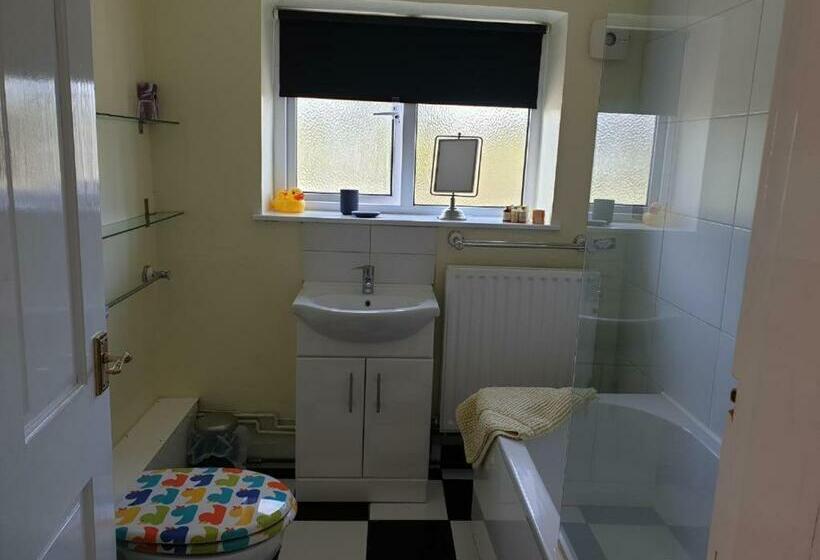 Yew Tree Bungalow, Onneley, Cheshire