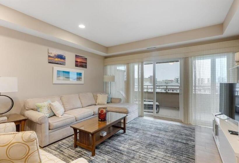 450 E Nashville, Unit 403