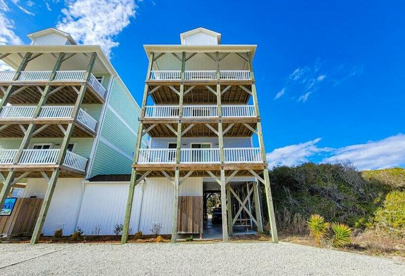 A Topsail Fairytale