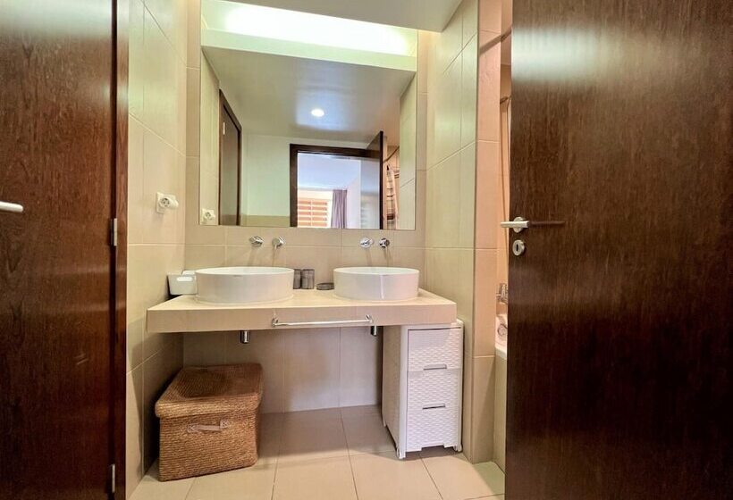 Albufeira Salgados Premium 2 With Pool By Homing