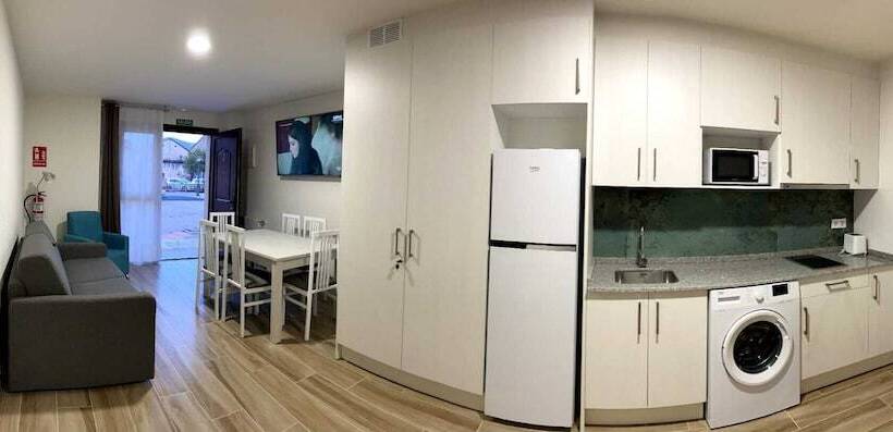 Apartamentos Torreones De Cartes