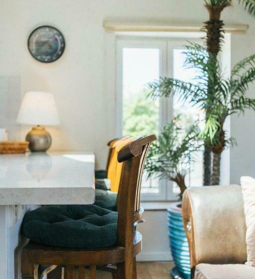 Appartement Proche Plage De La Chambre D Amour