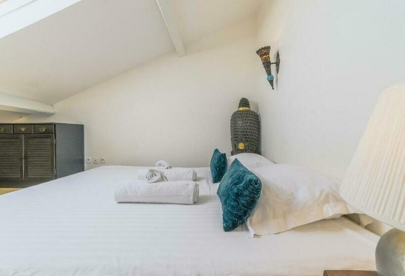 Appartement Proche Plage De La Chambre D Amour