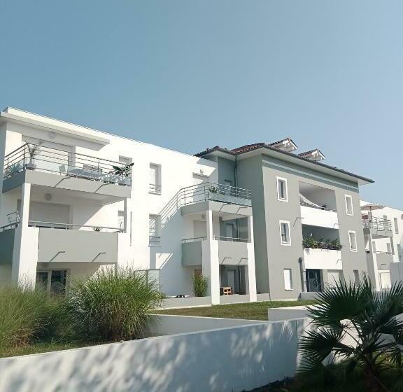 Beau T3 En Duplex, Calme Et Paisible