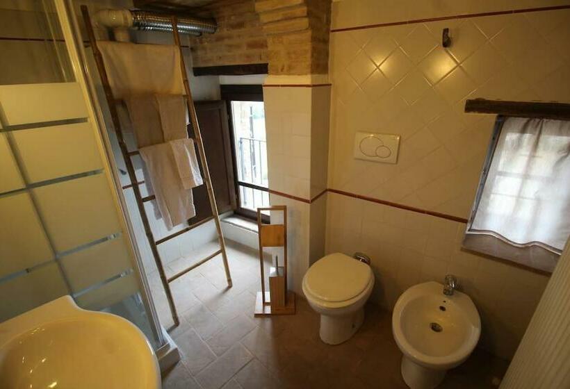 Casa Vacanze Castiglione   4 Posti Letto