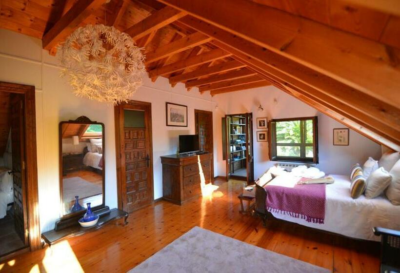 La Casita De Las Piedras