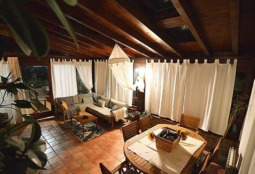 La Casita De Las Piedras