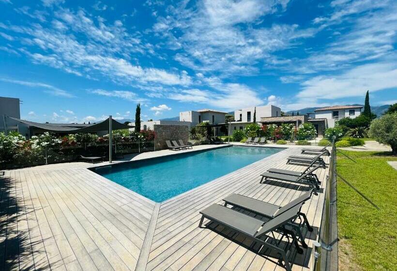 Cala Rossa, Pinarello, Saint Cyprien   La Villa D Alice