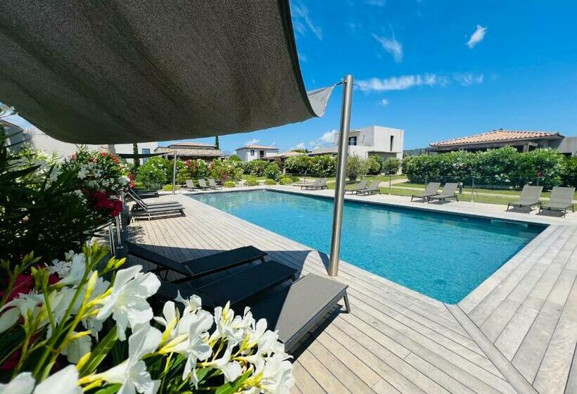 Cala Rossa, Pinarello, Saint Cyprien   La Villa D Alice