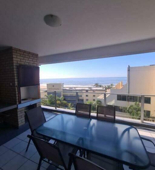 Margate, Granada 303